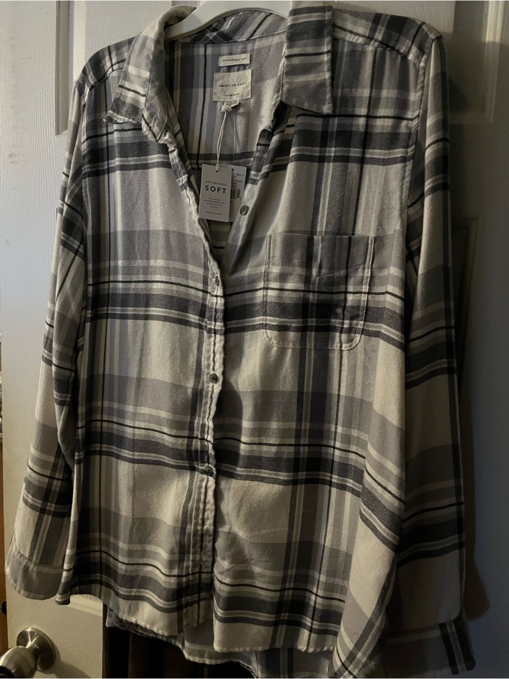 American Eagle Outfitters Men's Gray and Cream Plaid Button-Down Shirt